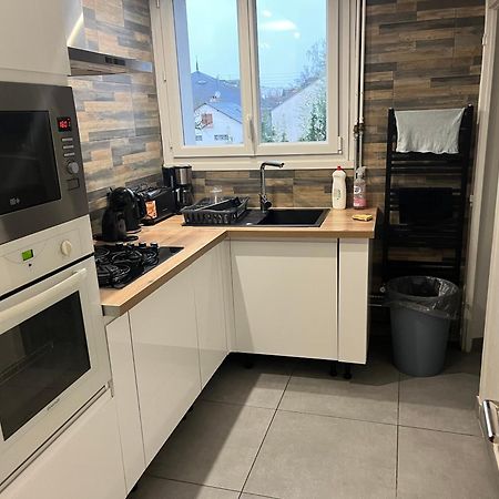 F3 Appartement 2 Chambre Un Salon Avec Wifi Saint-Jean-de-la-Ruelle Εξωτερικό φωτογραφία