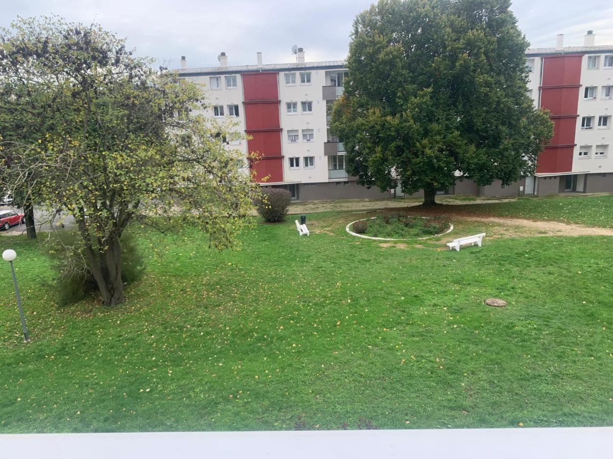 F3 Appartement 2 Chambre Un Salon Avec Wifi Saint-Jean-de-la-Ruelle Εξωτερικό φωτογραφία